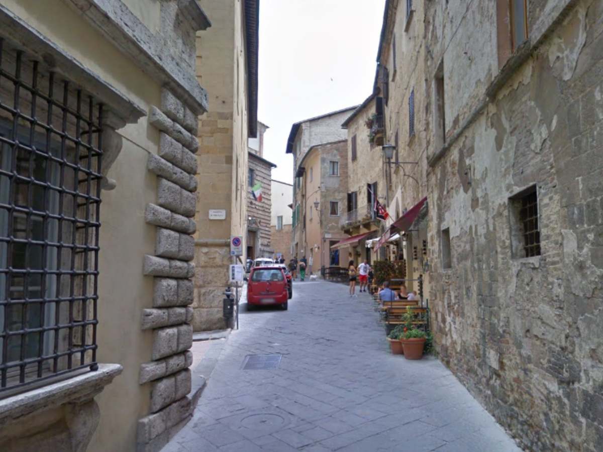 via voltaia nel corso