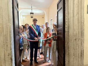 inaugurazione mostra pietro leopoldo taglio nastro