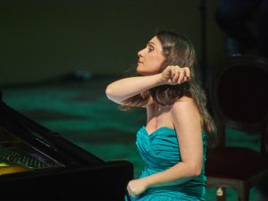 mariangela vacatello al piano