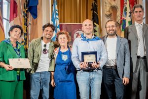 Contrada Cagnano vince a Tavola con il Nobile 2025 - foto con Rettore, Sindaco e Presidente consorzio vino nobile