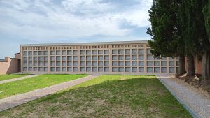 ampliamento del cimitero di Valiano - foto ossari