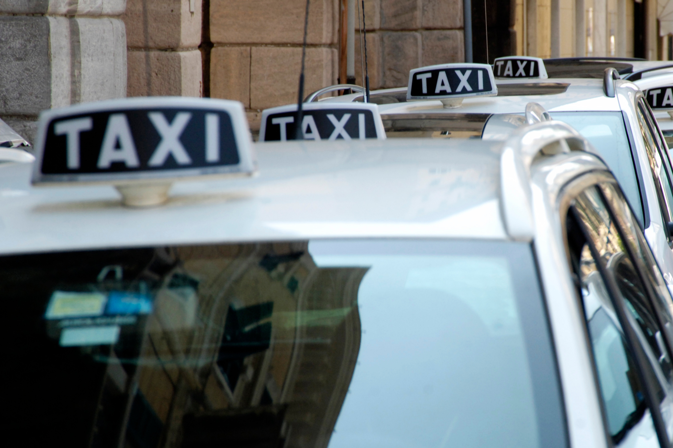 Progetto senza titolo (4) Commissione TAXI