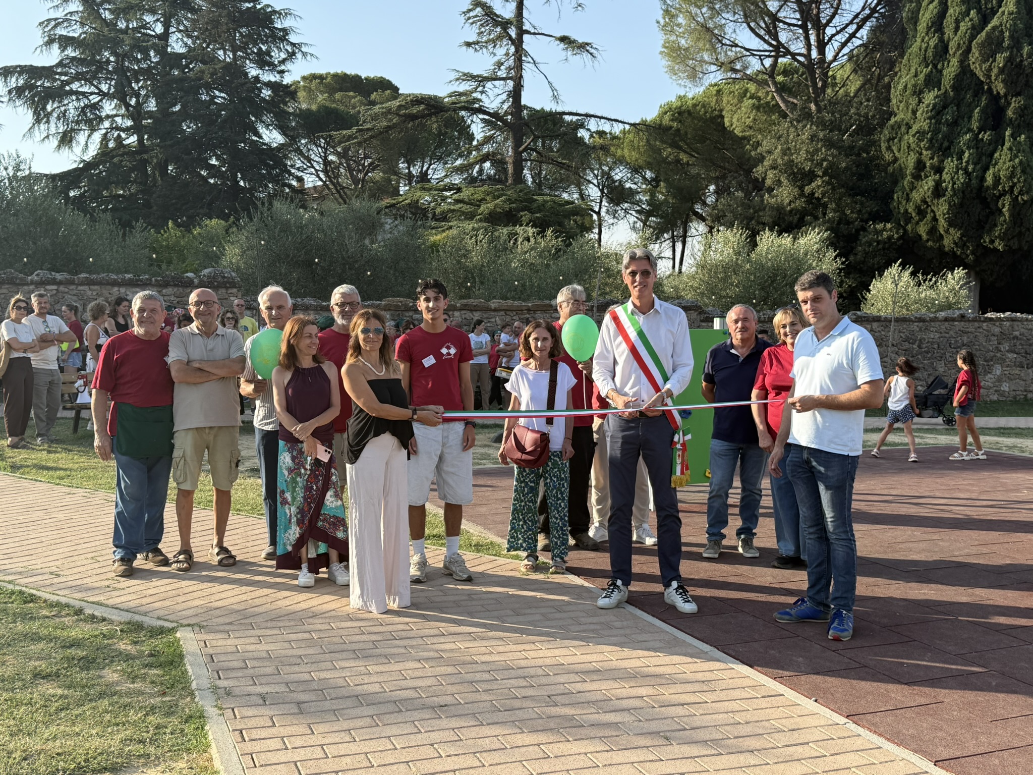 inaugurazione campino sant'albino taglio nastro