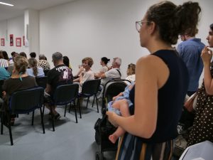 Assemblea Punto Nascita a Nottola - mamma con bimbo