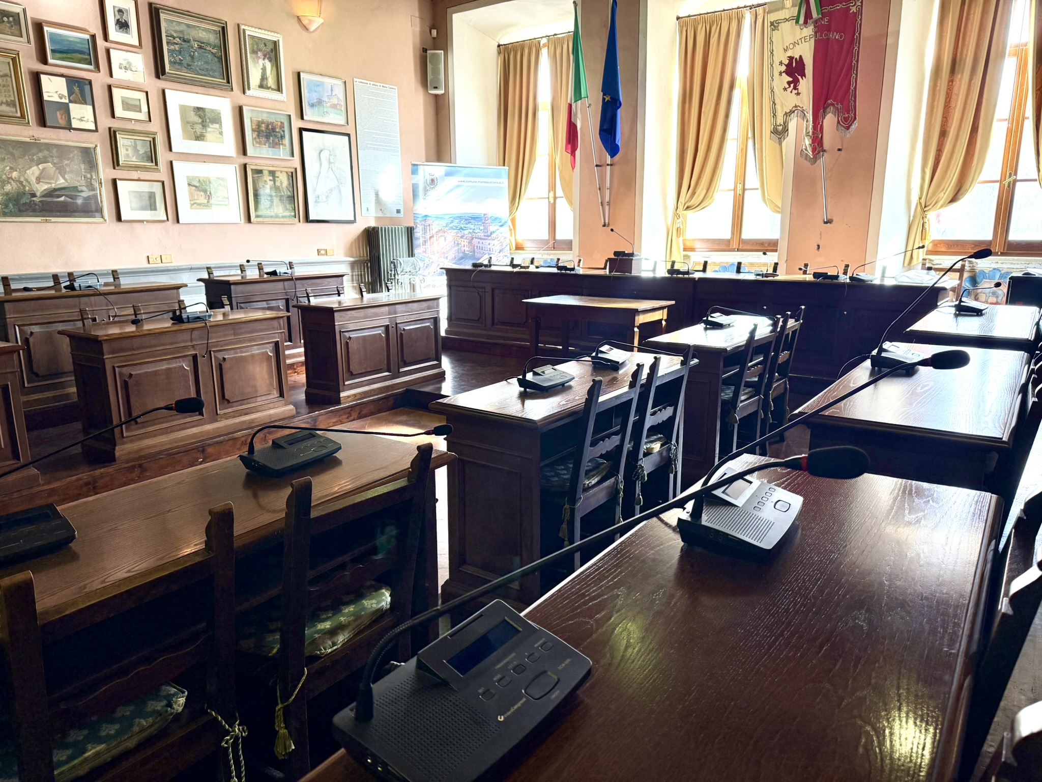 Sala del Consiglio Comunale - Aula vuota